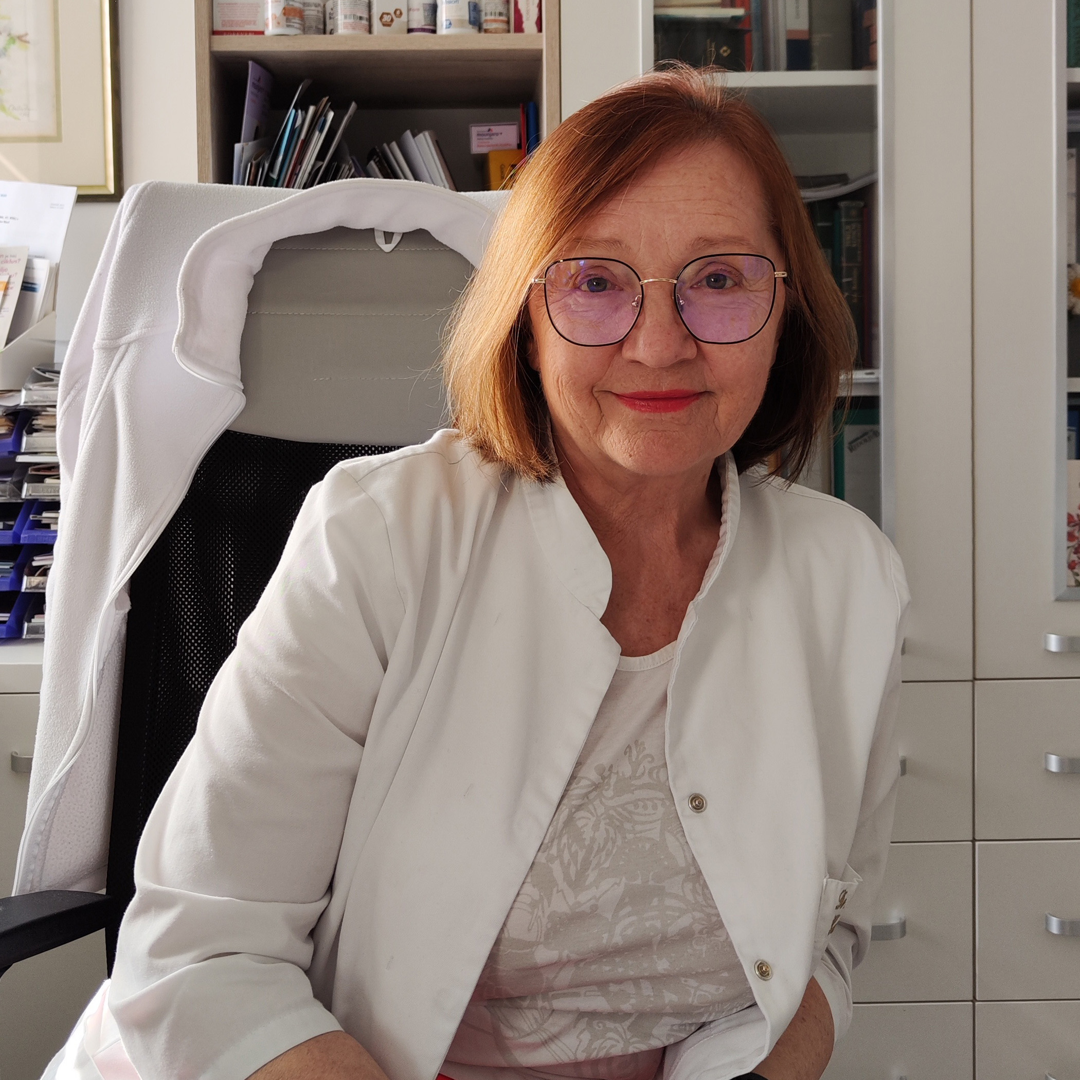 Fürst Karmen, Dr. Med.